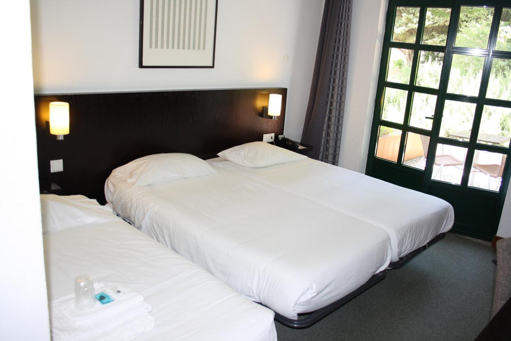Flag Hotel Santarém Pernes Esterno foto